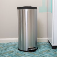 Picture of Pan Simple Soft Close Step Bin, Silver
