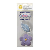 Picture of Wilton Floral Cookie Cutter Set, Pack of 3