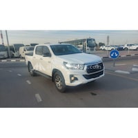 Toyota Hilux Pickup Double Cabin, 2.8L, White - 2016