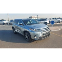 Picture of Toyota Kluger, 3.5L, Silver - 2018