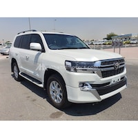 Picture of Toyota Land Cruiser Diesel, 4.5L, White - 2019
