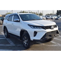 Picture of Toyota Fortuner, 2.8L, White - 2019