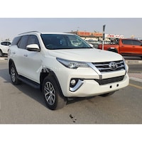 Picture of Toyota Fortuner, 2.8L, White - 2020