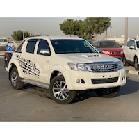 Picture of Toyota Hilux Pick Up Automatic, 3.0L, White - 2013