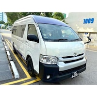 Picture of Toyota Hiace Commuter, 3.0L, White - 2015
