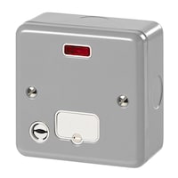 Picture of MK Metalclad Plus Unswitched Fused Switch with Unswitched Flex Outlet & Neon, 13A