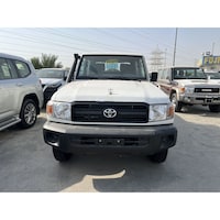 Picture of Toyota Land Cruiser Double Cabin Pickup, 4.0L, White - 2022
