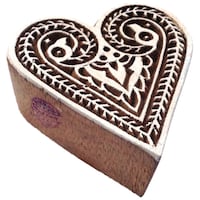 Picture of Royal Kraft Arty Crafty Floral Heart Motif Wooden Stamp