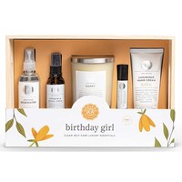 Picture of Woolzies Birthday Girl Self Care Luxury Essentials Gift Box, Set of 5pcs