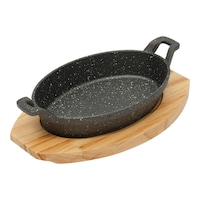 Picture of Vague Ovel Shape Cast Iron Sizzling Pan With Wooden Base, 28x15cm