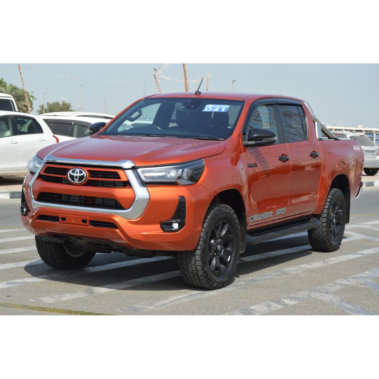 Toyota Hilux 4WD, 2.8L, Orange - 2019