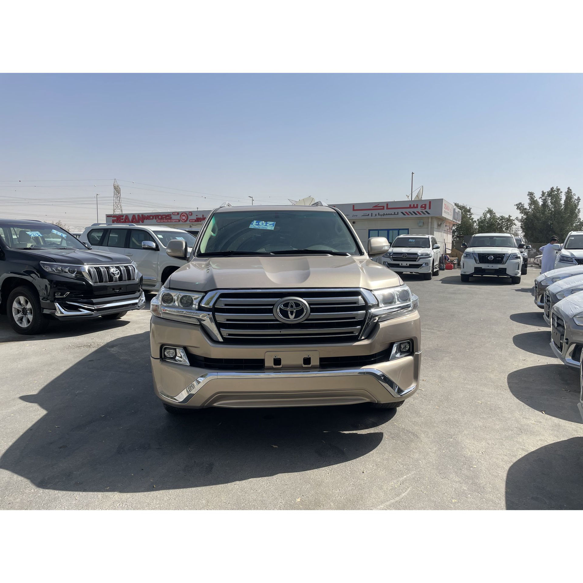 Buy Online Toyota Land Cruiser EXR, 4.6L, 2016 Gold in UAE